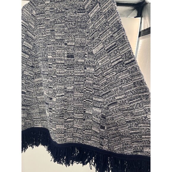 VTG Sweater Bee By Banff Ltd NVY WHT Knit Cape Fringe Hem Button Close RARE EUVC - Picture 5 of 11